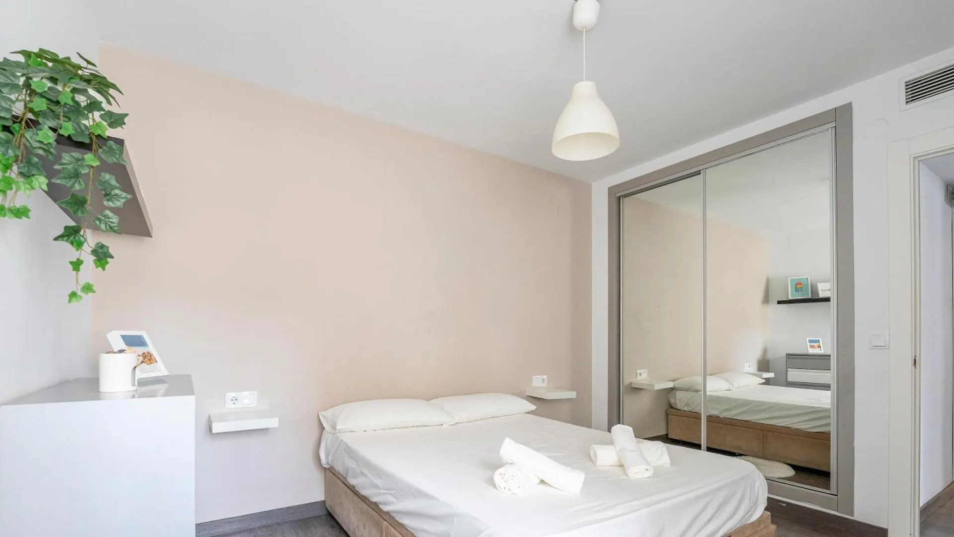 Apartament Ludy'S Vialia Center Malaga